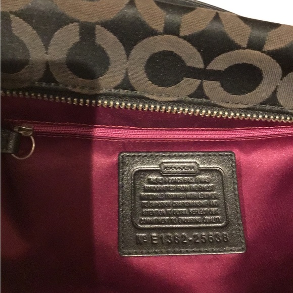 COACH MADISON OP ART SIGNATURE BLACK CANVAS TOTE HAND BAG COMES WITH 2 HANG TAGS - Picture 12 of 16